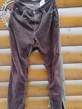 👖Eddie Bauer’s Chocolate Corduroys High Waist Fit Sz 10 Long